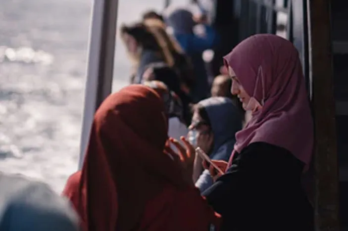 Hukum Perempuan Haid Dalam Membenarkan Bacaan Al Quran Berikut