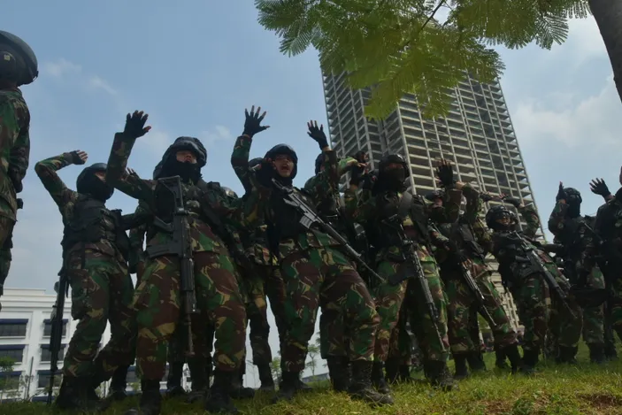 TNI Jelaskan Kronologi Lengkap Mayor DFH Geruduk Polrestabes Medan