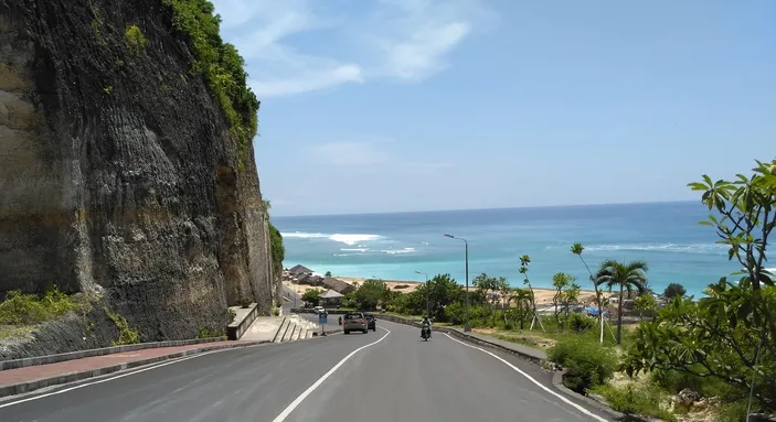 5 Rekomendasi Tempat Wisata Pantai di Badung Bali Paling Hits dan