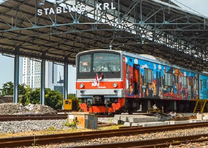 Mengenal Transportasi Publik MRT, LRT, Dan KRL, Simak Perbedaannya ...