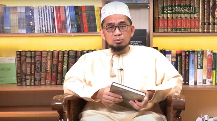 Berikut Penjelasan Ustad Adi Hidayat Tentang Setelah Sholat Tahajud