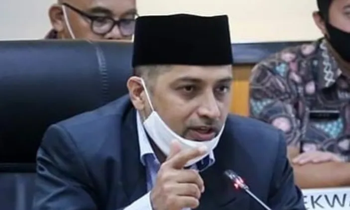 Ingin Tuntaskan Studi S2 Kajian Strategi Perkotaan Di UI, Ketua Komisi ...