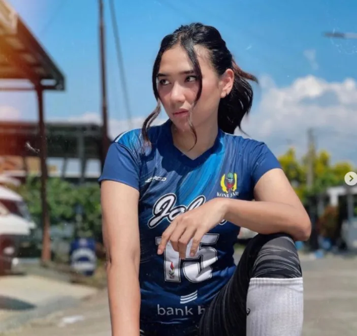 Profil Dan Biodata Lengkap Yolla Yuliana Bidadari Voli Putri Indonesia