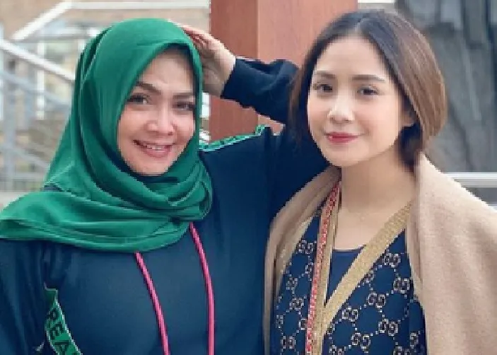 Mendadak Rieta Amalia Ibu Nagita Slavina Gugat Cerai Suami Padahal