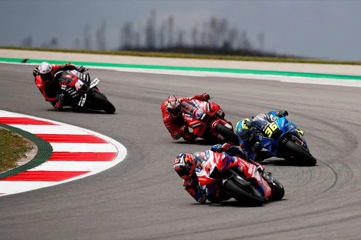 Hasil Warm-Up MotoGP Belanda 2023, Quartararo Terdepan! - Pikiran ...