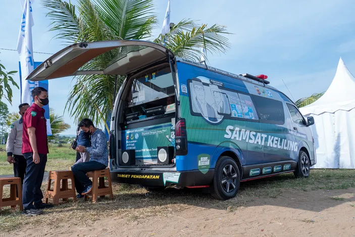 Ilustrasi - Mobil Samsat Keliling