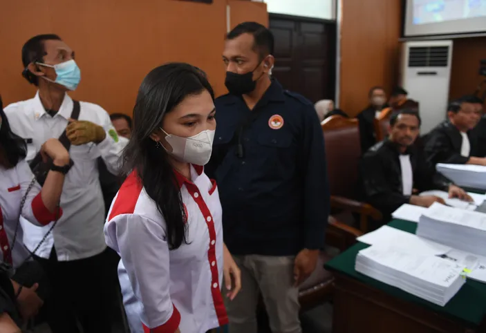 Ferdy Sambo Batal Dihukum Mati, Adik hingga Kekasih Brigadir J Buka Suara