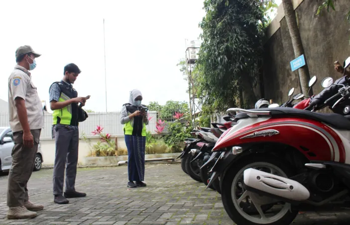 INI Cara Bayar Pajak Motor Di Kantor Samsat, Catat Persyaratan Dokumen ...