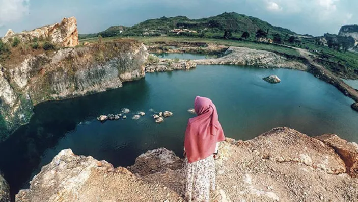 Stres Dengan Hiruk Pikuk Kehidupan dan Butuh Liburan, Berikut 6 Wisata ...