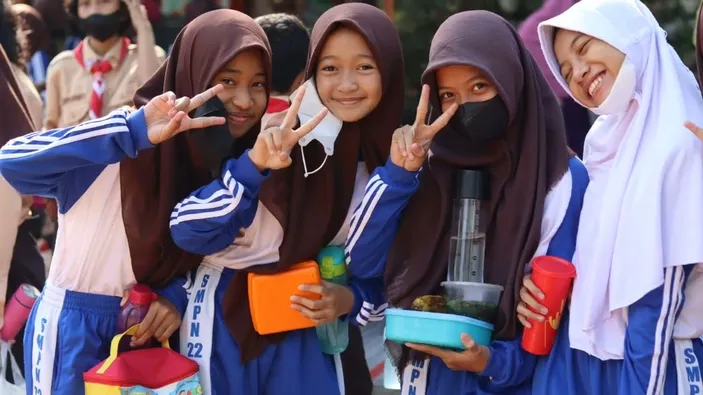 Bekasi Tinggi Prestasi Inilah 16 Smp Terbaik Di Kabupaten Bekasi Dari Negeri Sampai Swasta 