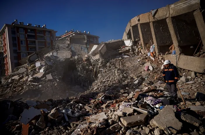 Puluhan Bangunan di Turki Ambruk Pascagempa, Erdogan Tetapkan 131 Pengembang Sebagai Tersangka