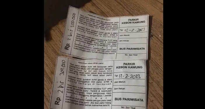 Parah Tarif Parkir Bus Di Jalan Kebon Kawung Bandung Tembus Rp Ribu