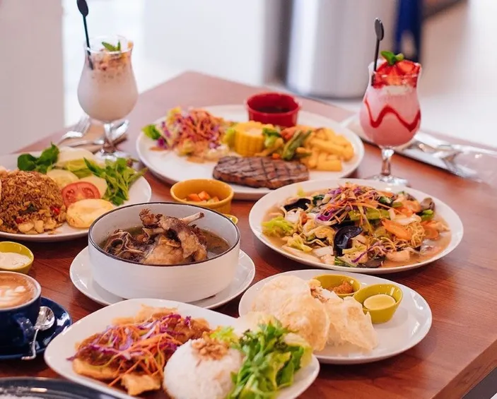 5 Rekomendasi Wisata Kuliner Di Bandung Yang Cocok Untuk Munggahan ...