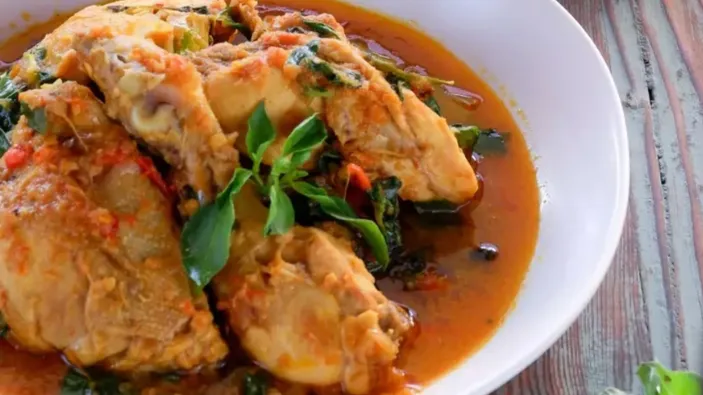 Berikut Resep Membuat Ayam Woku Pedas Gurih Khas Manado Oke Flores