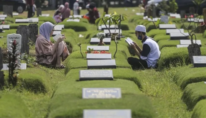 Bacaan Doa Ziarah Kubur Lengkap Dengan Tata Caranya Isu Bogor