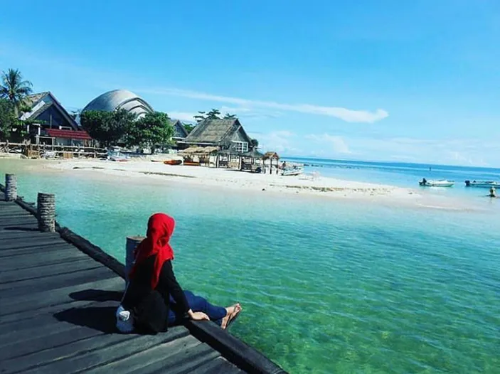 Berwisata MEWAH Tidak Jauh dari Kota Jakarta, Wisata Pantai Umang ...