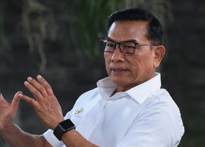 Moeldoko Wanti-Wanti Rocky Gerung: Jangan Coba-Coba Ganggu Presiden Jokowi!