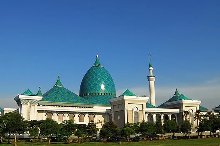 Jadwal Adzan Maghrib Dan Buka Puasa Wilayah Surabaya Hari Ini Sabtu 16