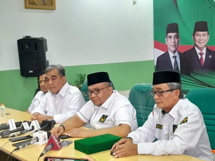 Dukung Prabowo Subianto Jadi Capres, PBB Sodorkan Yusril Ihza Mahendra ...