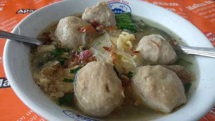 20 Alamat Bakso Enak Di Kota Semarang Yang Bisa Menggoyang Lidah