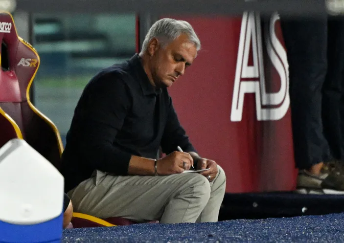 Jose Mourinho Selamat dari Ancaman Pemecatan Usai AS Roma Kalahkan Frosinone di Serie A