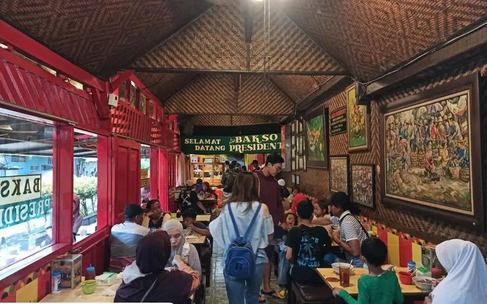 Tempat Makan Siang Enak Di Malang Yang Legendaris Dan Terkenal No Debat Zona Surabaya Raya