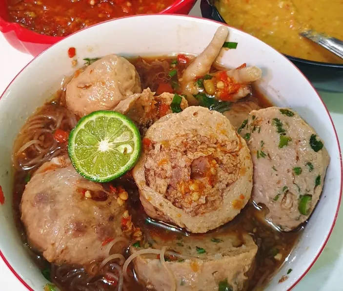 5 Rekomendasi Bakso Terkenal Di Banjarmasin Catat Alamat Jam Buka