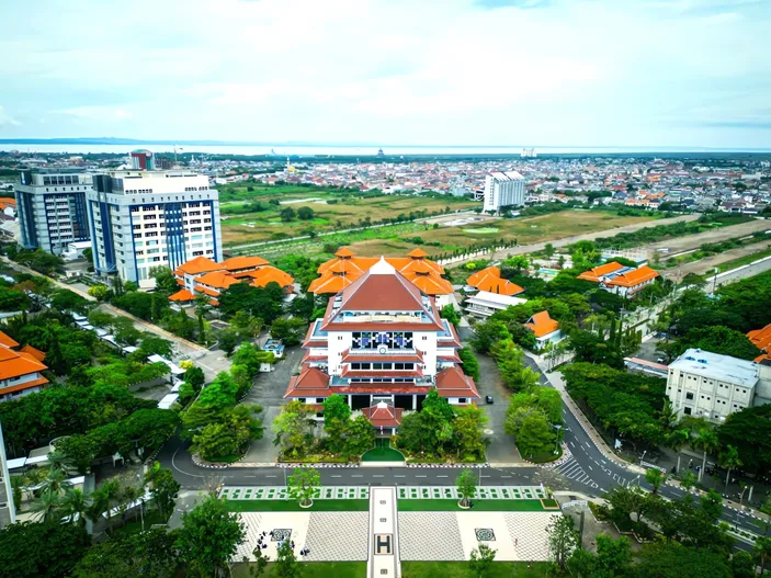 10 Universitas Terbaik Di Surabaya Tahun 2024 Versi Unirank Kantongi 