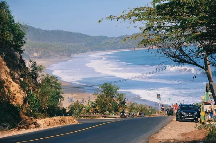 Permata Indah Nikmati Panorama Alam Memamukau Dari Pantai Soge