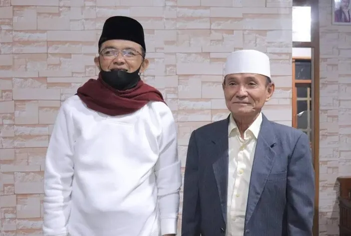 Mengenang Prof Dr KH Abdul Syakur Yasin, Ulama Yang Menyentuh Hati Dan ...