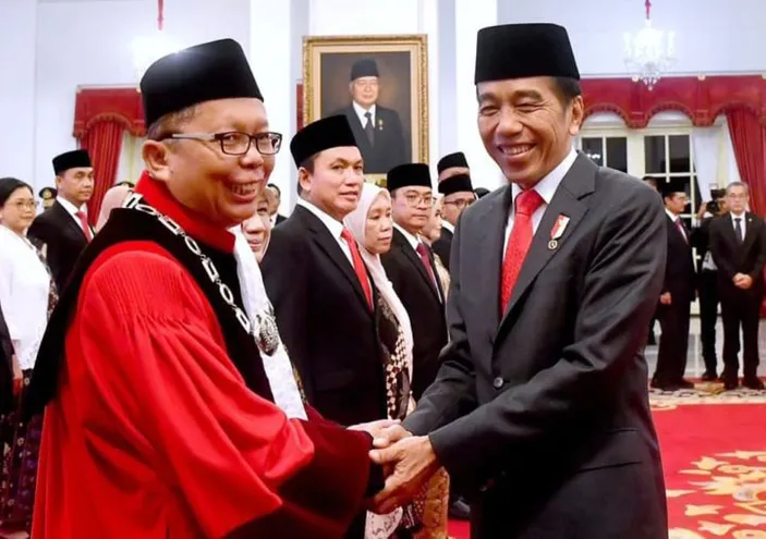 Presiden Jokowi Lantik Arsul Sani Menjadi Hakim Konstitusi Gantikan ...