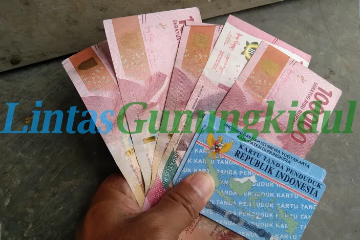 Modal KTP !! Pinjaman 500 Ribu Langsung Cair Tanpa Ribet Dan Diawasi ...