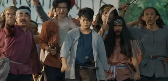 Bisnis Kupu-Kupu Online: Sebuah Studi Kasus Film dan Realitasnya