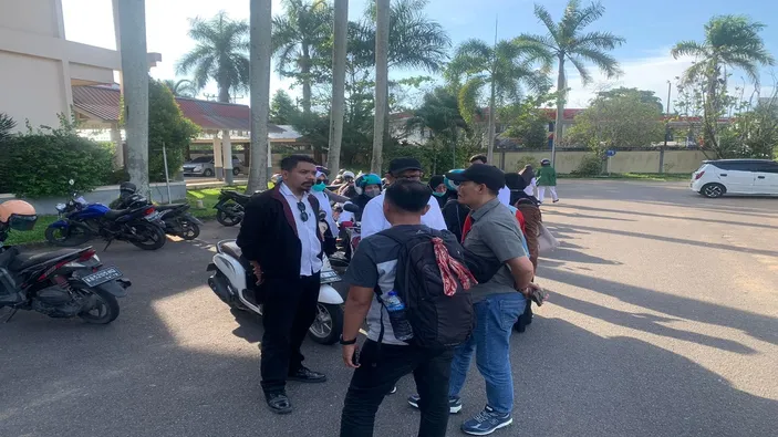 Buntut Pemotongan Tpp Aliansi Nakes Kalbar Gelar Aksi Damai Dan Mogok