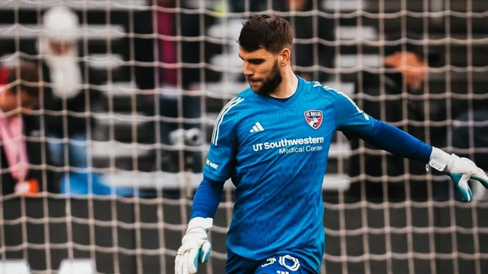 Profil Dan Statistik Maarten Paes, Kiper FC Dallas Yang Kini Membela ...