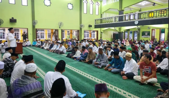 Gubernur Ansar Menutup Safari Ramadhan 1445 H Dengan Berbuka Bersama Di