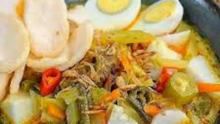 Resep dan Cara Membuat Kupat Sayur - Karawang Post