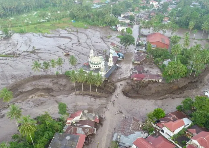 Banjir Lahar Dingin Sumatra Barat, 37 Orang Meninggal Dunia - Sumedang ...