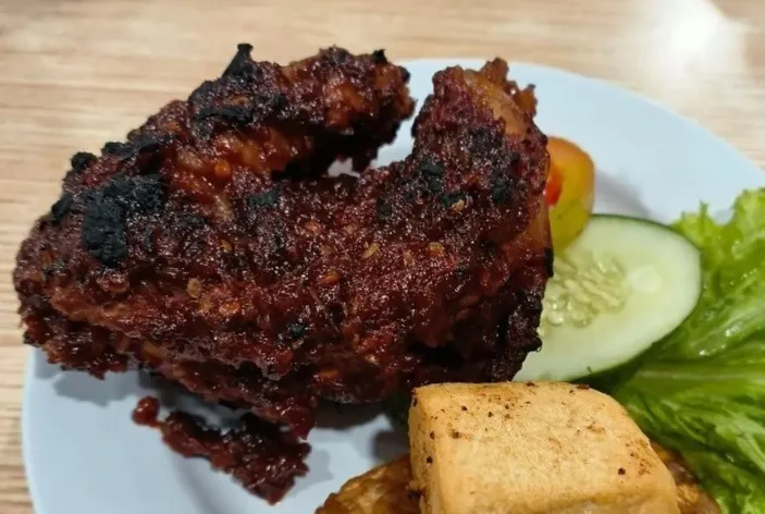 Resep Semur Ayam Bakar, Sajian Klasik dengan Gaya Baru - Klik Bondowoso