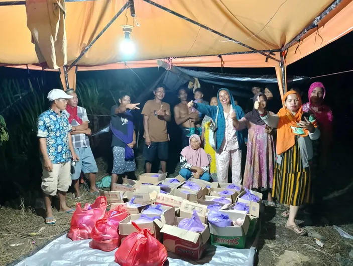 Mahasiswa Kalsel Peduli Salurkan Bantuan Korban Banjir Di Tanah Bumbu