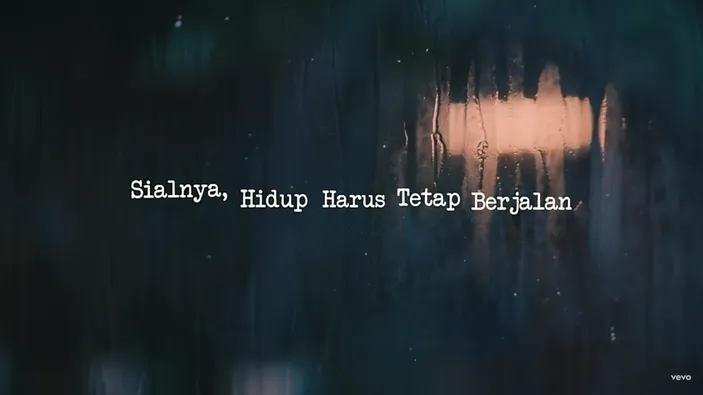 Lirik Lagu 'Sialnya Hidup Harus Tetap Berjalan', Lagu Terbaru Bernadya ...