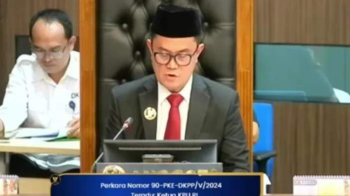 BREAKING NEWS! Terbukti Asusila, Ketua KPU RI Hasyim Asy'ari Resmi Di ...