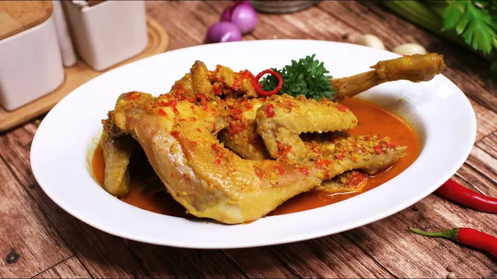 Ide Masakan Khas Bali: Resep Ayam Betutu Ala Chef Rudy, Menu Makan ...