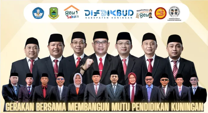 Keluarga besar Disdikbud Kabupaten Kuningan.