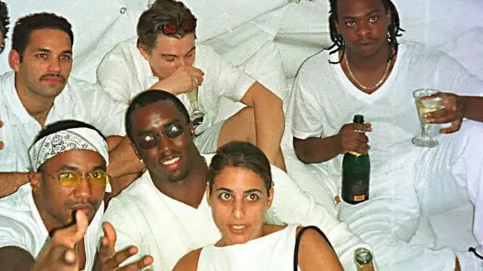 White Party yang diadakan di rumah P Diddy.