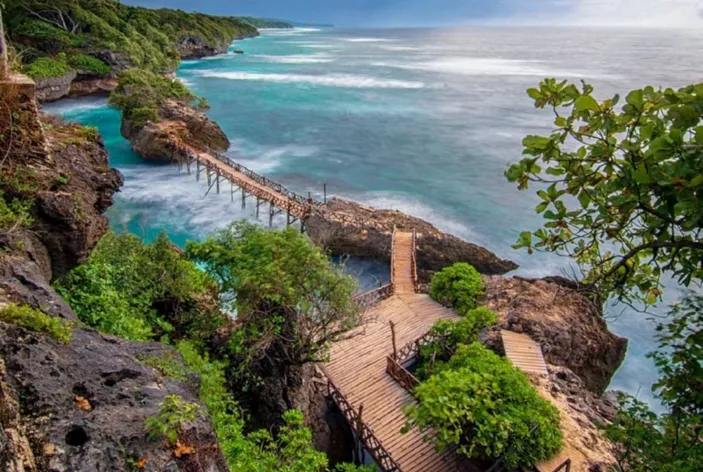 Tebing Apparalang Bulukumba, Wisata Pantai Cantik Dengan Pemandangan ...