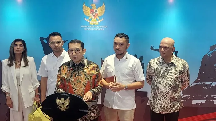 Alasan Menbud Fadli Zon Daftarkan Rendang ke UNESCO - Mitra Jakarta