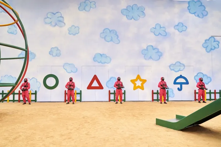 Lirik Lengkap Lagu Round and Round, Squid Game Season 2: Ring a Ring