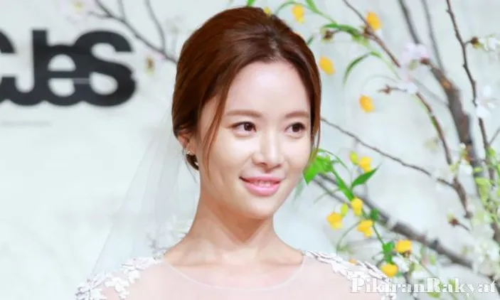 Hwang Jung Eum Resmi Menikah dengan Pemain Golf Lee