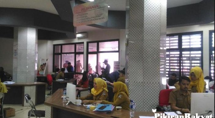 Kantor Pemkab Bandung Barat Belum Kantongi Sertifikat Laik Fungsi ...